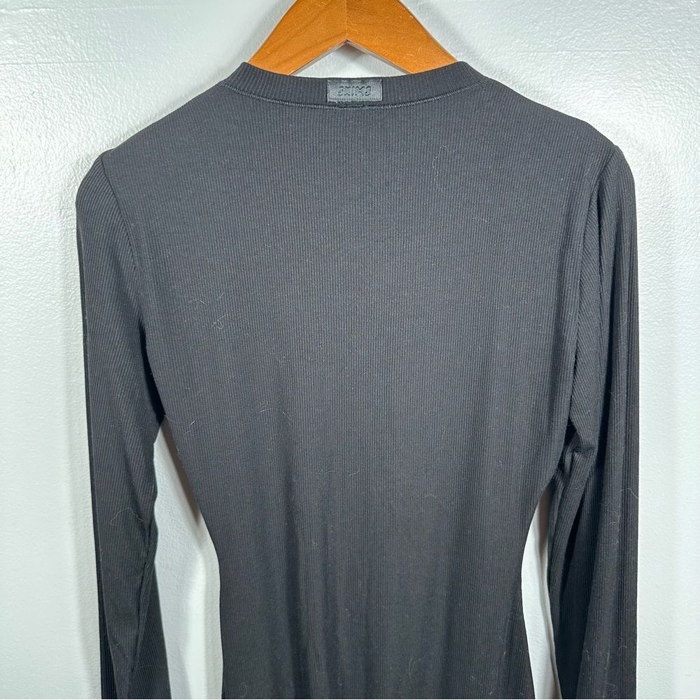 SKIMS Black Soft Lounge Button Up Henley Ribbed Sleep Romper Size Medium Casual - Picture 11 of 16